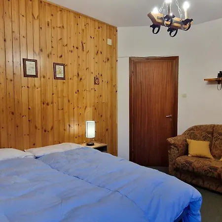 דירה Rifugio Dei Pini *